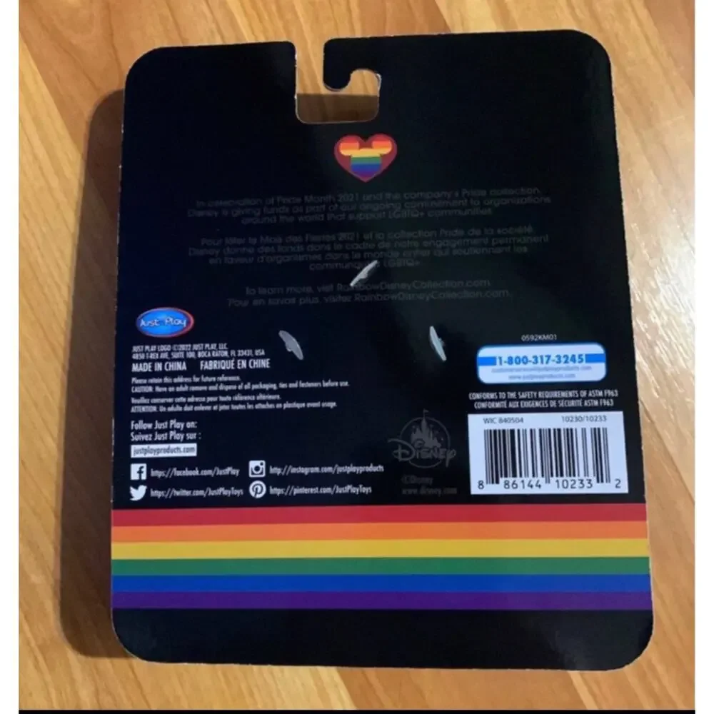 Disney Rainbow Collection Stitch clip on keychain - Picture 2 of 2